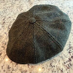 Mucros Weavers Irish Tweed Driving Cap Small Herringbone Wool Newsboy Hat